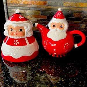 Johanna Parker carnival cottage Christmas Santa and Mrs.Clause set